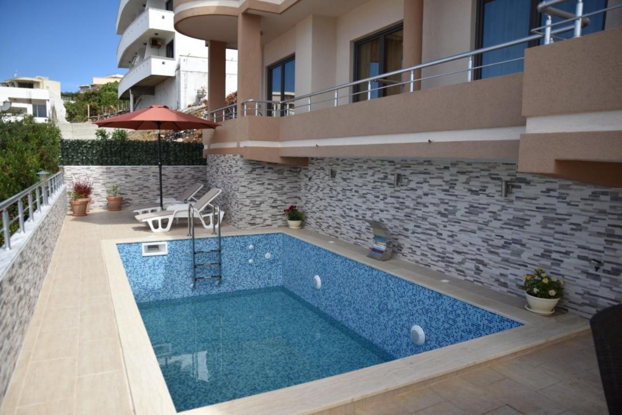 Guest House Evropa 2 Ulcinj Exterior photo