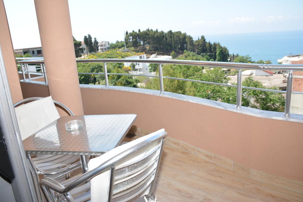 Guest House Evropa 2 Ulcinj Exterior photo